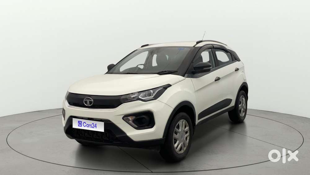 Tata Nexon 1.5 Revotorq Xma Amt, 2021, Petrol