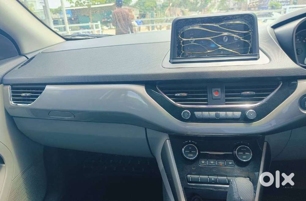 Tata Nexon Amt Xza Plus, 2019, Petrol