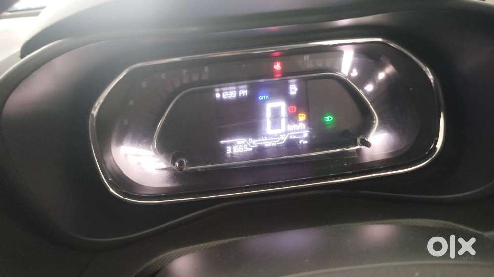 Tata Nexon 1.2 Revotron Xz Plus Premium Dual Tone, 2022, Petrol