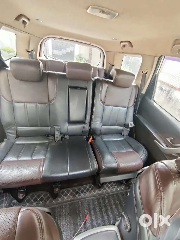 Mahindra Xuv500 Diesel Single Hand Use, Well Maintained.