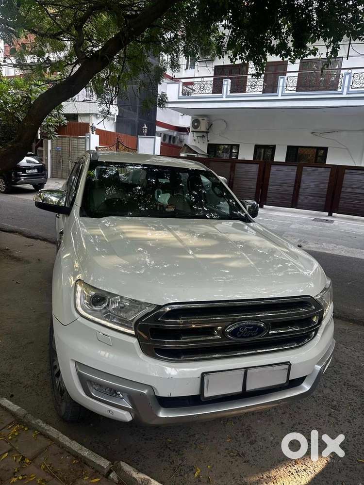 Ford Endeavour 2017 Diesel 182000 Km Driven