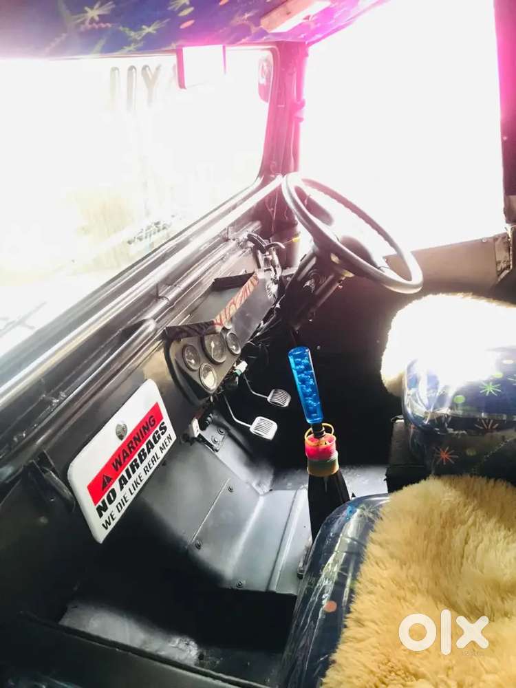 Mahindra Jeep 2005 Diesel Well Maintained