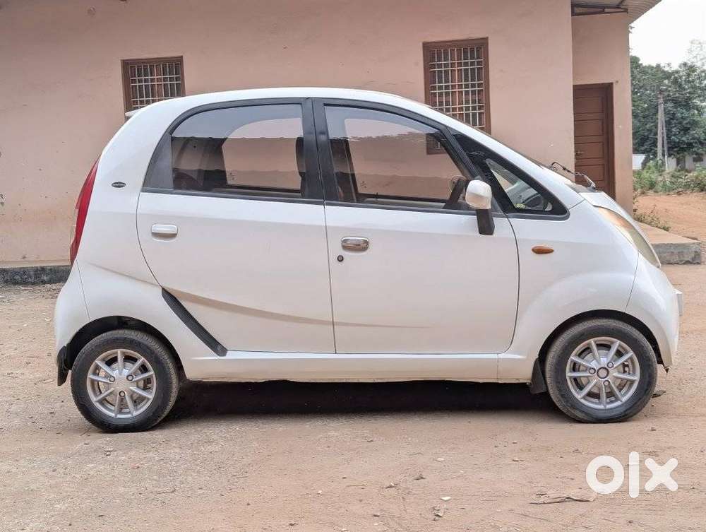 Tata Nano Xm, 2013, Petrol
