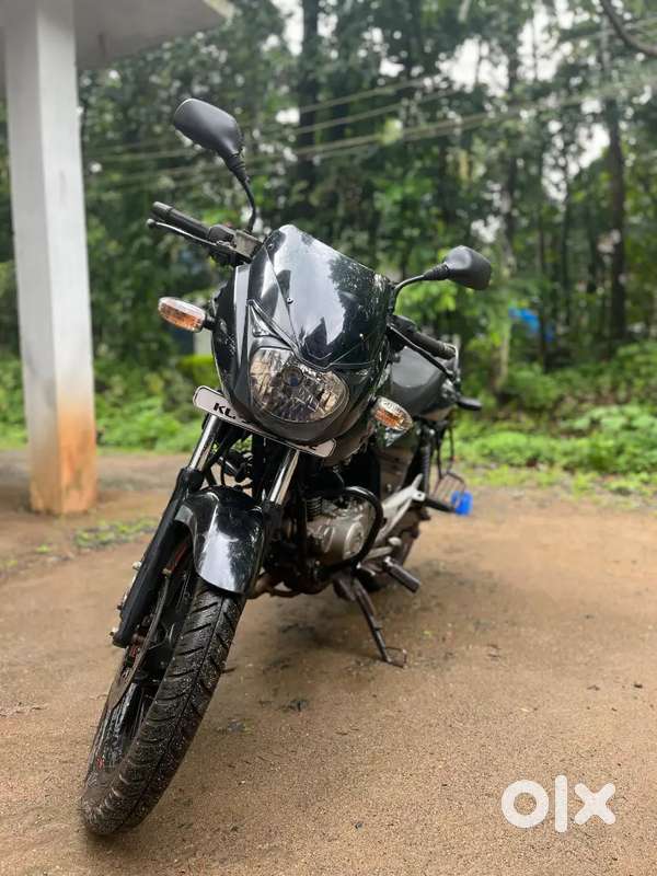 PULSER 150