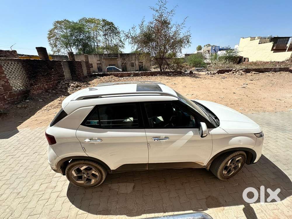 Hyundai Venue Diesel 2021