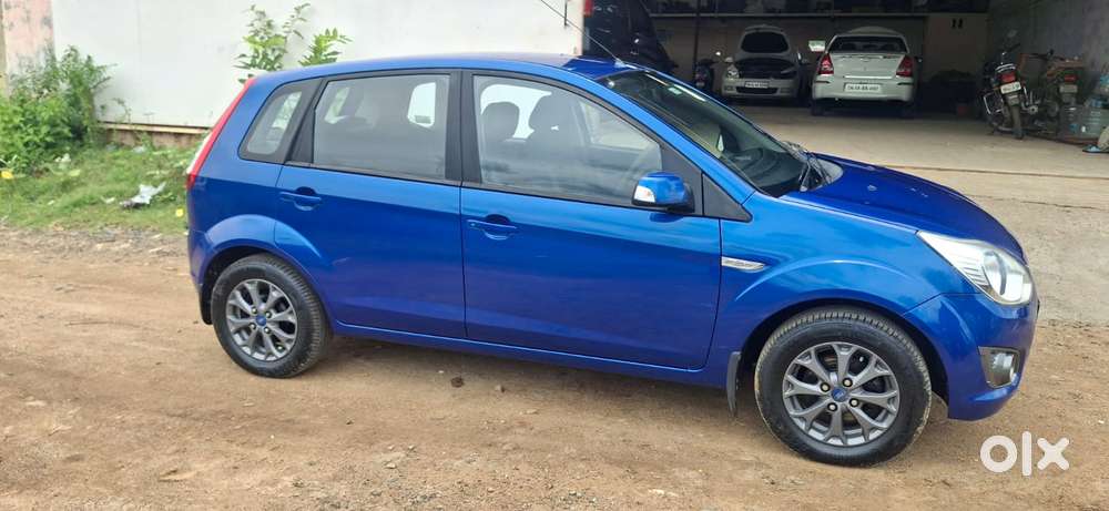 Ford Figo Diesel Titanium, 2014, Diesel