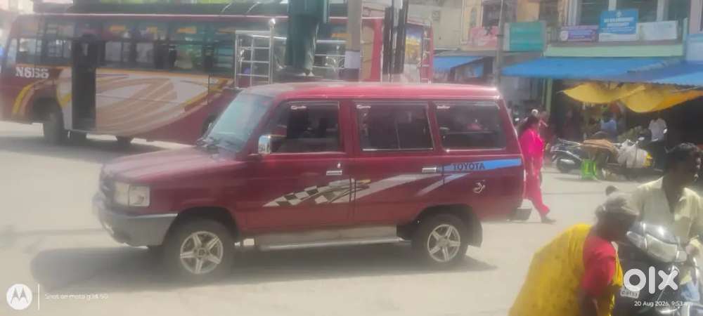 Toyota Qualis Diesel 2002 Variant Rs