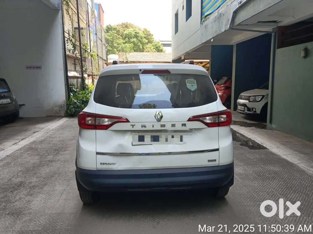 Renault Triber 2021 Petrol 22500 Km Driven