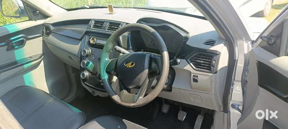 Mahindra Kuv 100 2016 Diesel 80000 Km Driven