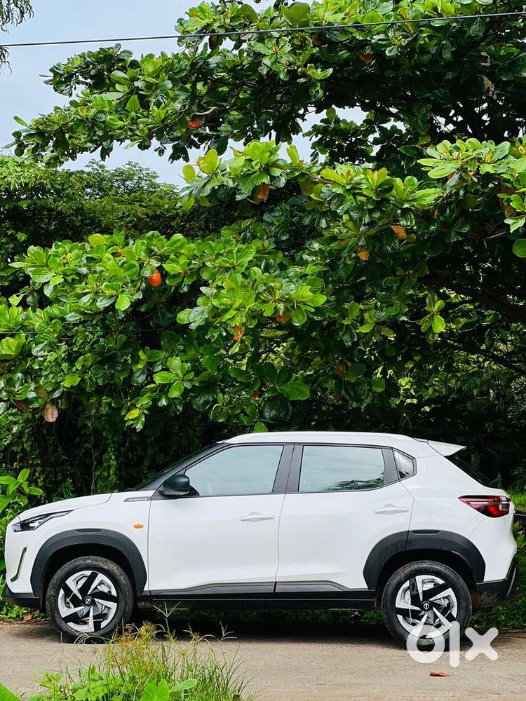 Nissan Magnite Petrol Manual 2024