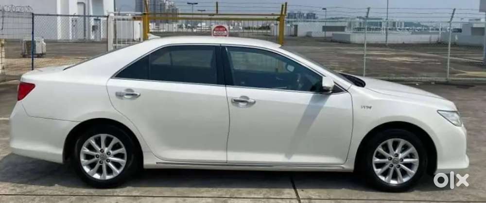 Toyota Camry 2014 Petrol Well Maintained