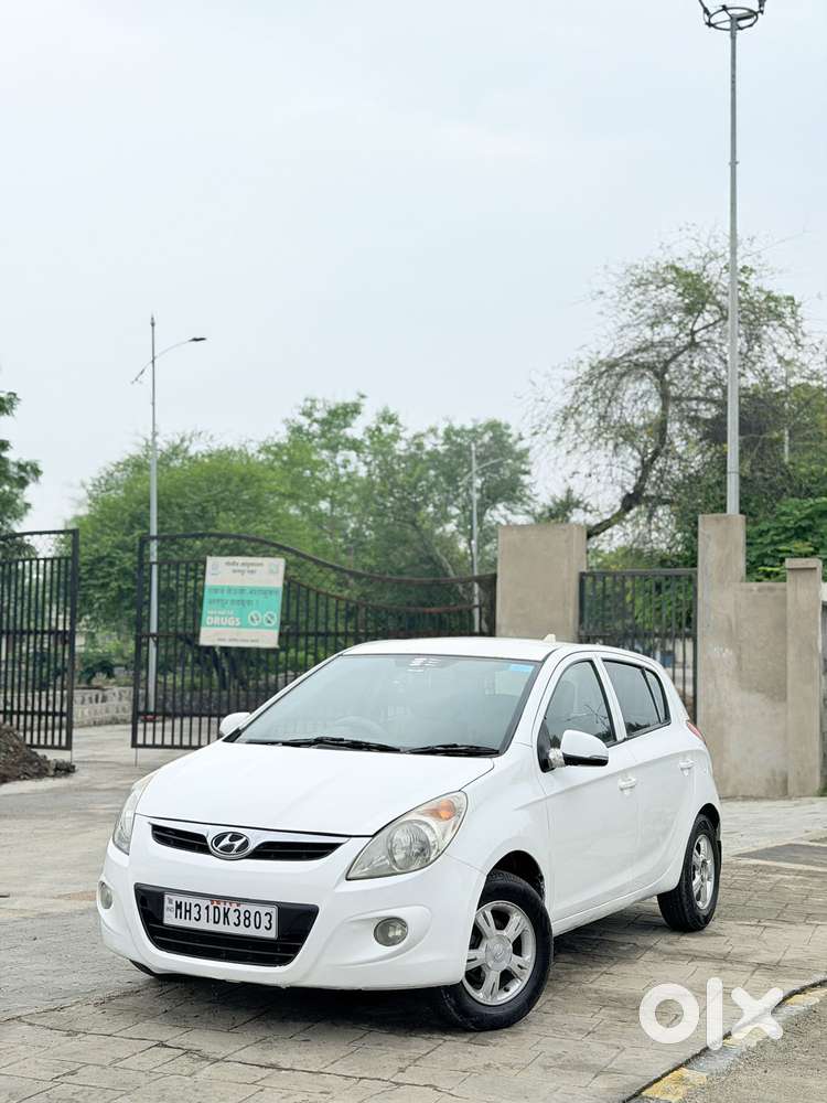 Hyundai I20 Sportz 1.2 Bs-iv, 2011, Petrol