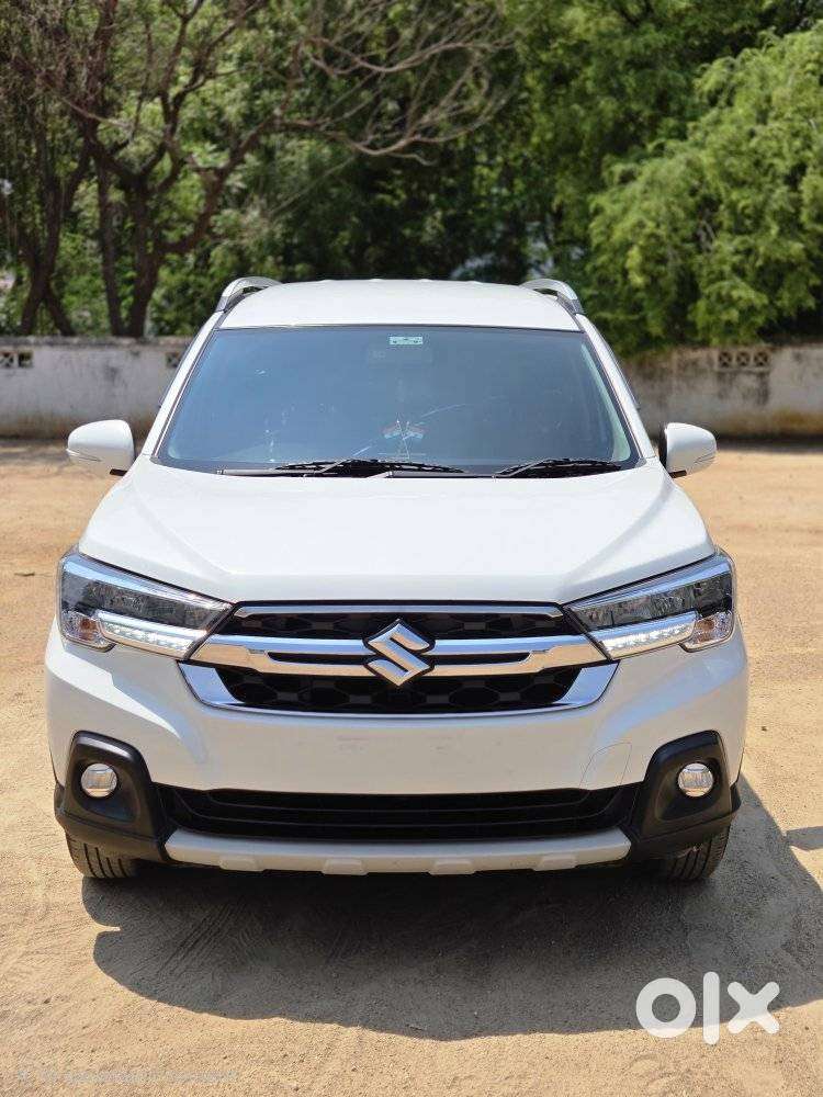 Maruti Suzuki Xl6 1.5 Zeta At, 2025, Petrol