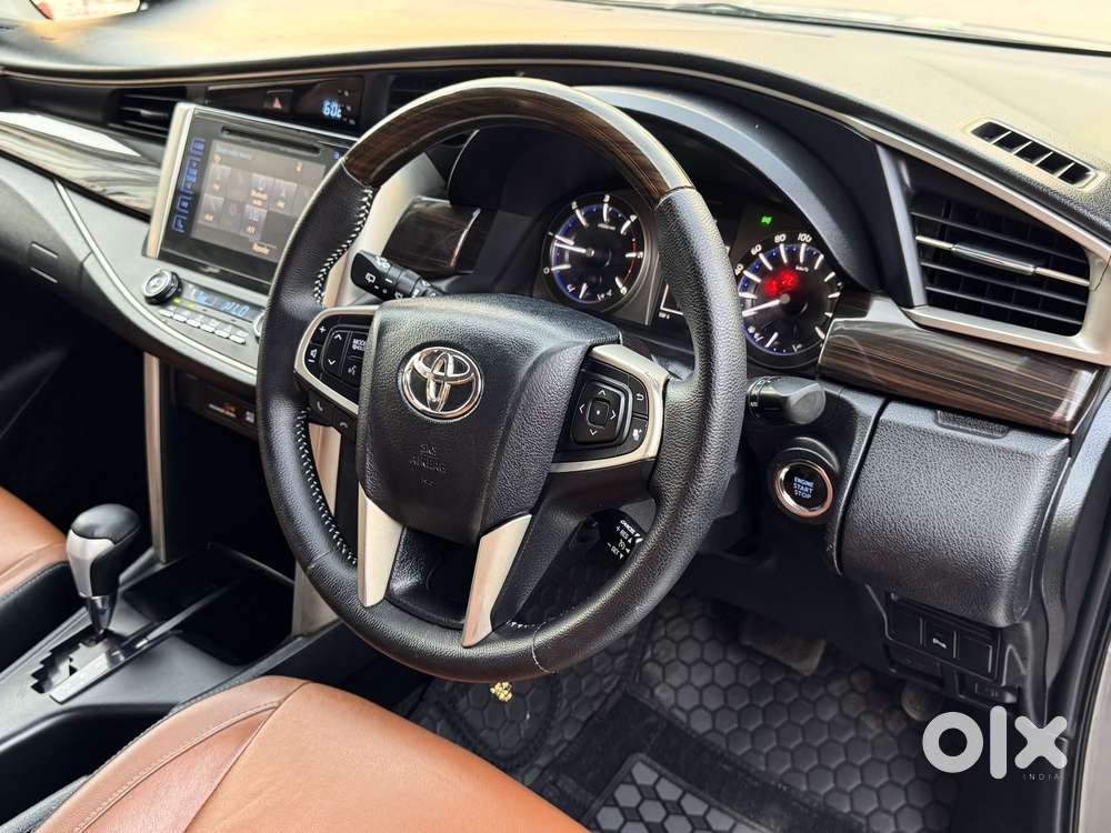 Toyota Innova Crysta 2.8 Zx At 7 Seater, 2018, Diesel