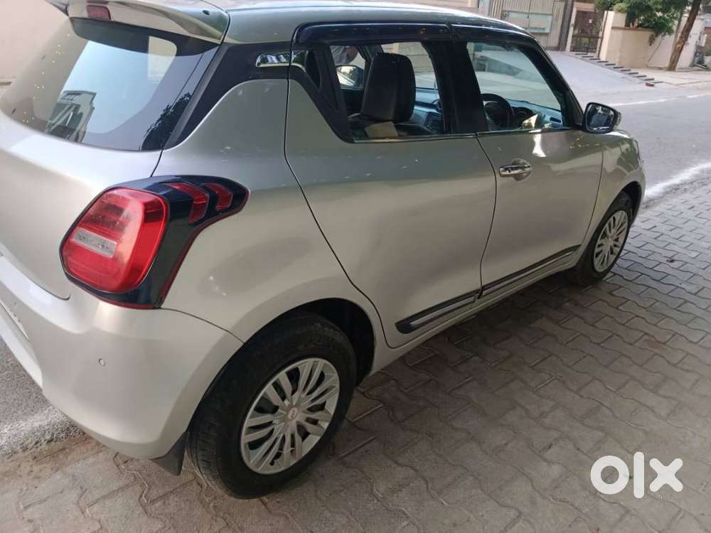 Maruti Suzuki Swift Vxi + Manual, 2021, Petrol