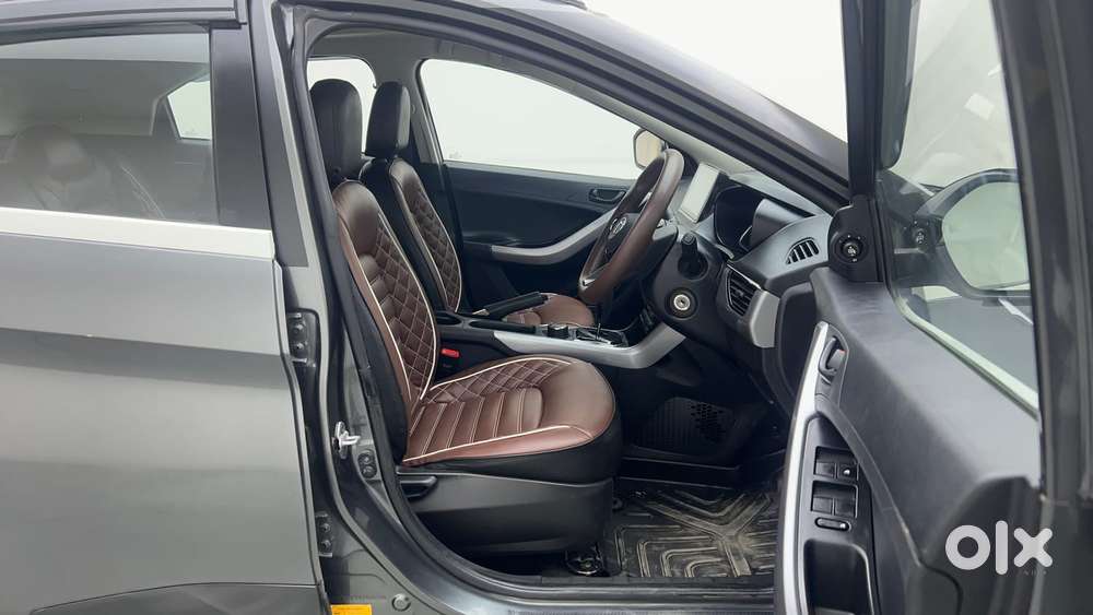 Tata Nexon 1.2 Revotron Xma Amt (s), 2023, Petrol