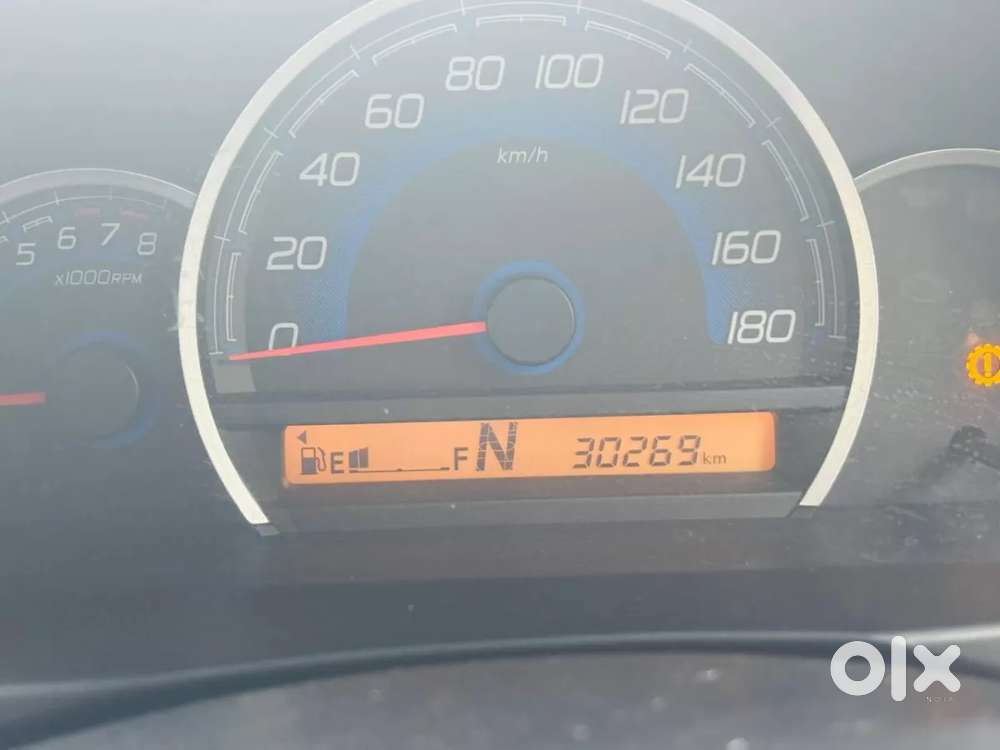 Maruti Suzuki Wagon R 1.0 Vxi Amt, 2017, Petrol