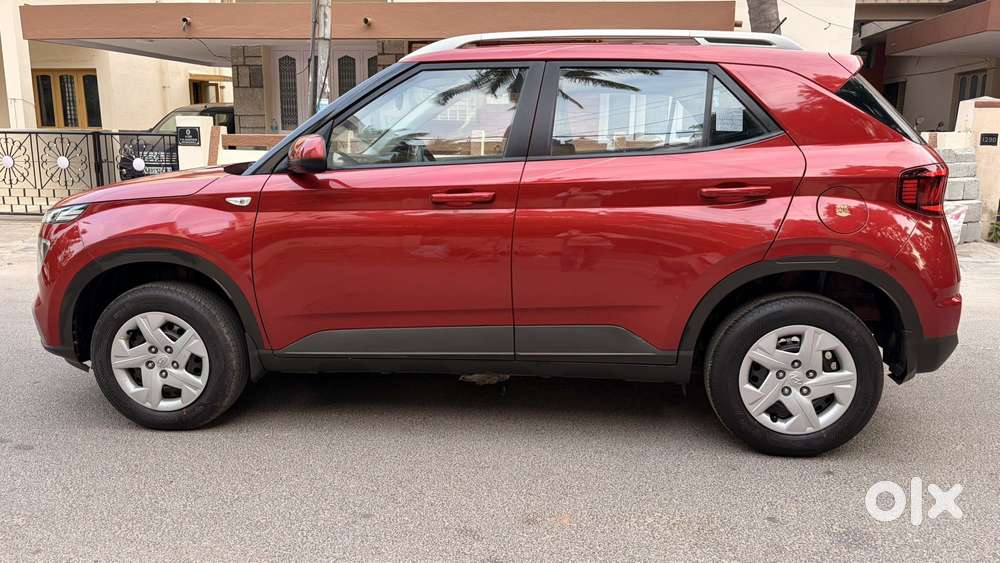 Hyundai Venue S Mt 1.2 Kappa, 2019, Petrol