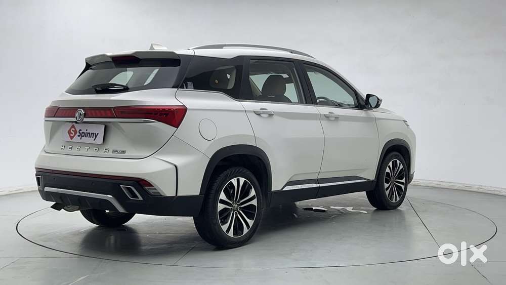 Mg Hector Plus Sharp Pro 1.5 Turbo Petrol Mt 6 Str, 2023, Petrol