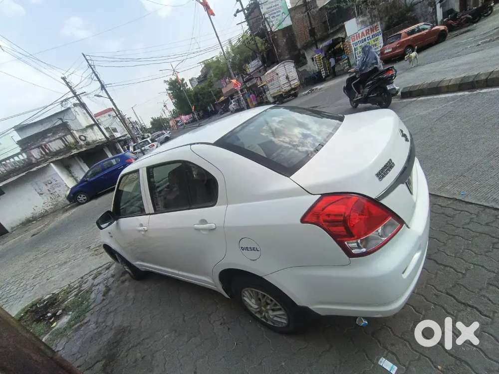 Maruti Suzuki Dzire Vdi 2011 Diesel Good Avreg 25plus