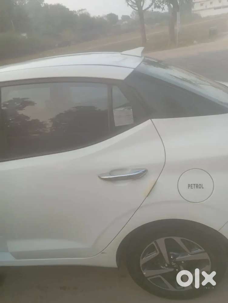 Hyundai Aura 1.2 Petrol 2022