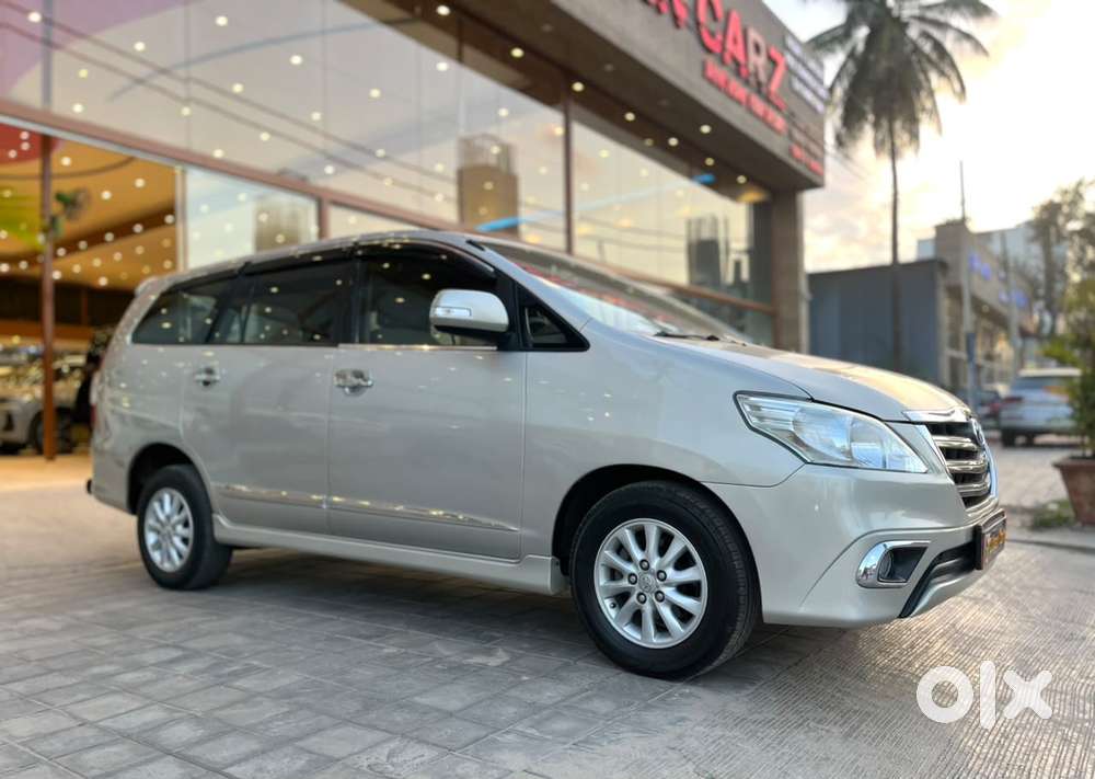 Toyota Innova 2.5 V 8 Str, 2014, Diesel