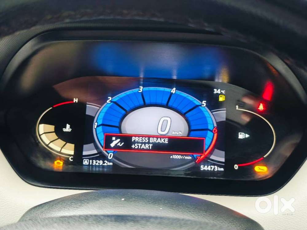Nissan Magnite 1.0 Xv, 2023, Petrol