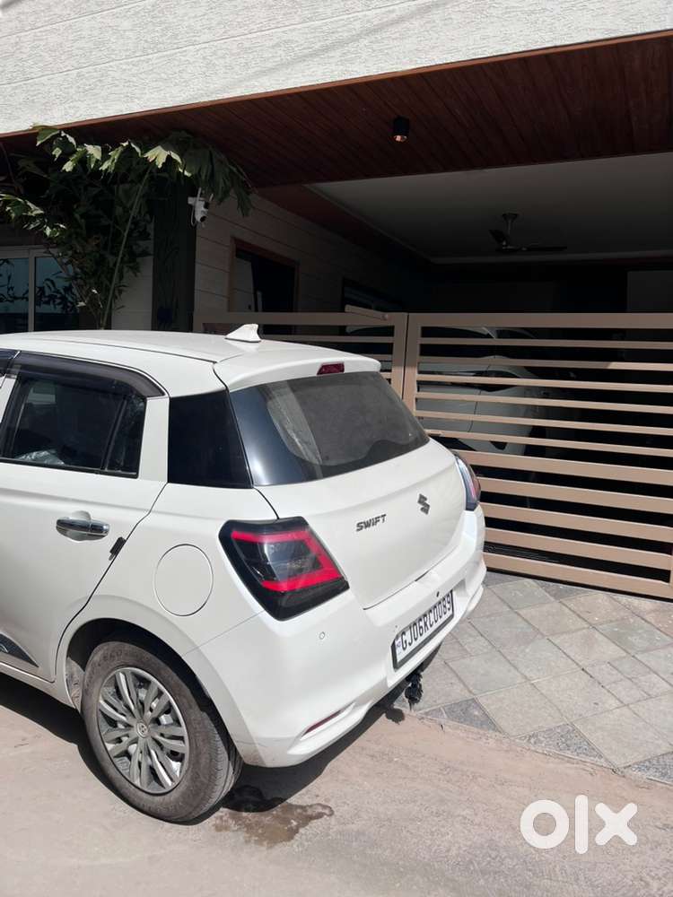 Maruti Suzuki New-gen Swift 2025 Petrol 16000 Km Driven