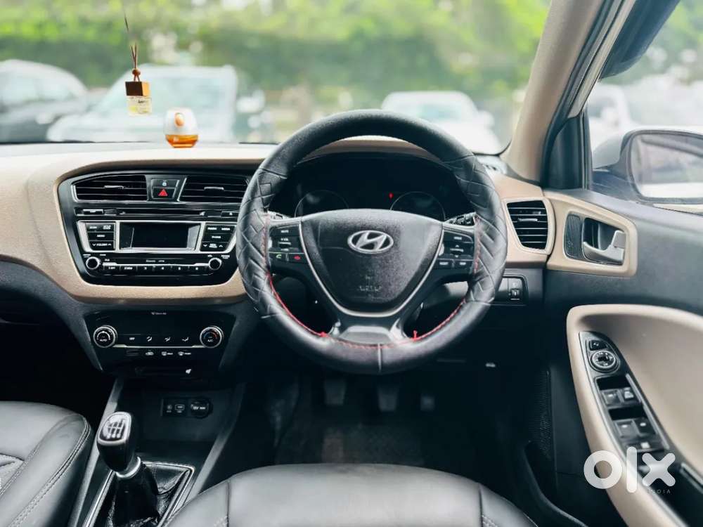 Hyundai Elite I20 Sportz (o) 1.4, 2015, Diesel