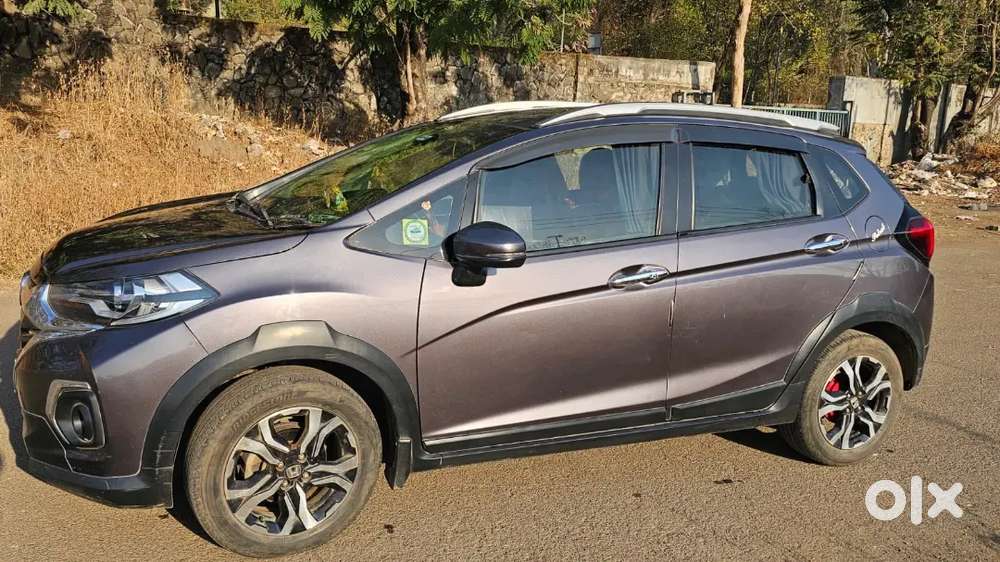 Honda Wr-v I-vtec 2021push Button Start.
Keyless Entry.
Auto Sunroof.