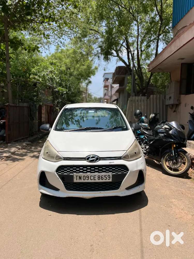 Hyundai Xcent 2016 Diesel Well Maintained