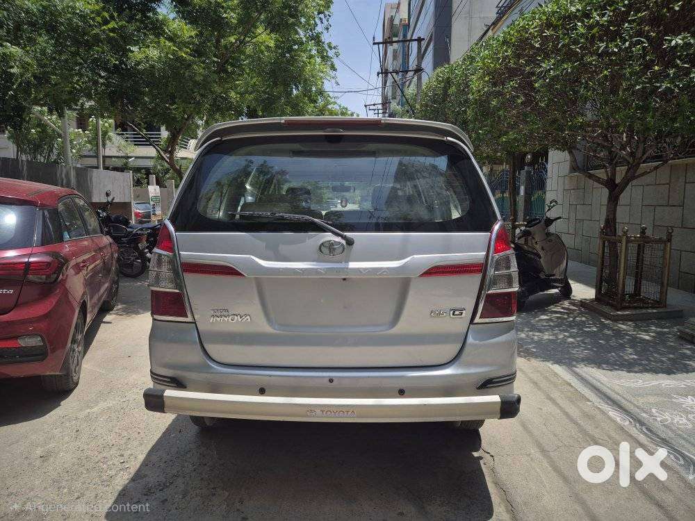 Toyota Innova 2.5 G (diesel) 8 Seater, 2014, Diesel