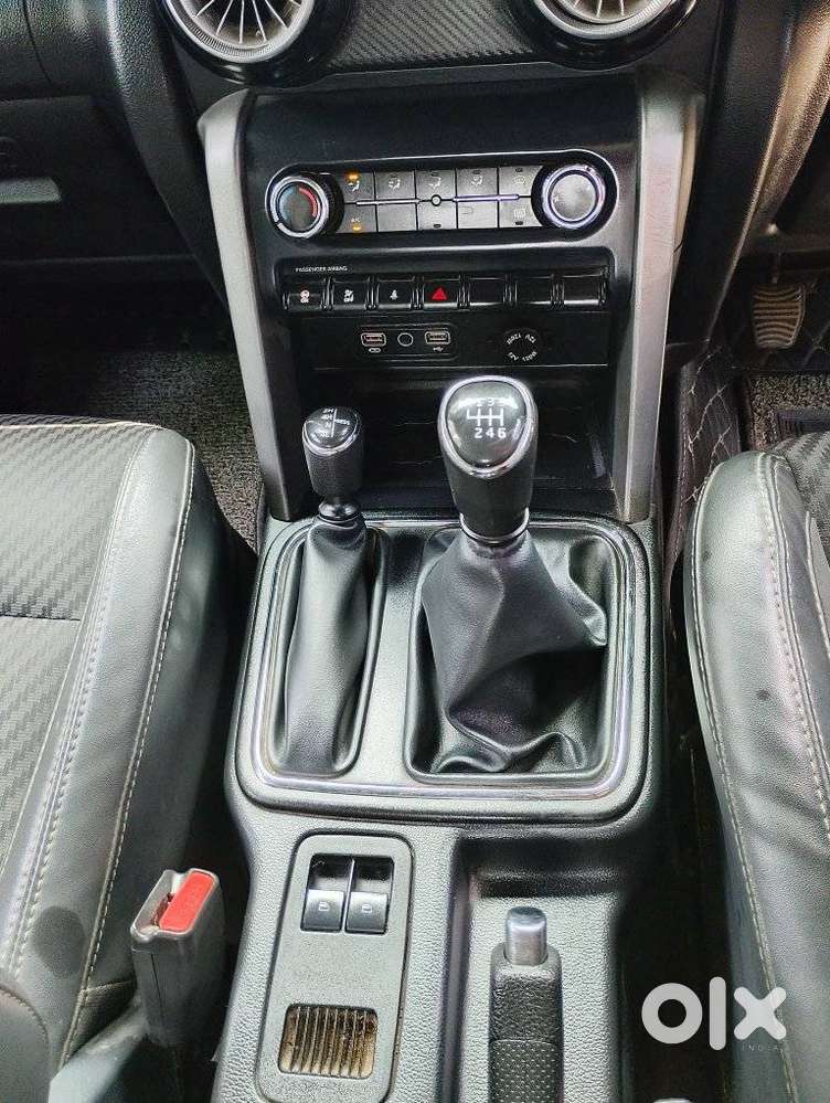 Mahindra Thar Lx D 4wd At, 2021, Petrol