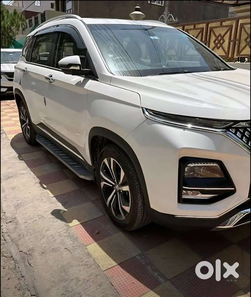 Mg Hector 2023 Petrol 1500 Km Driven