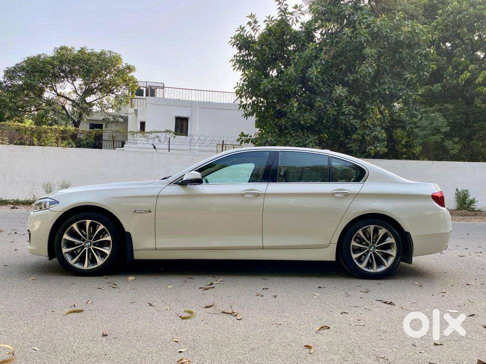 Bmw 5 Series 2.0 520i Luxury Line, 2017, Petrol