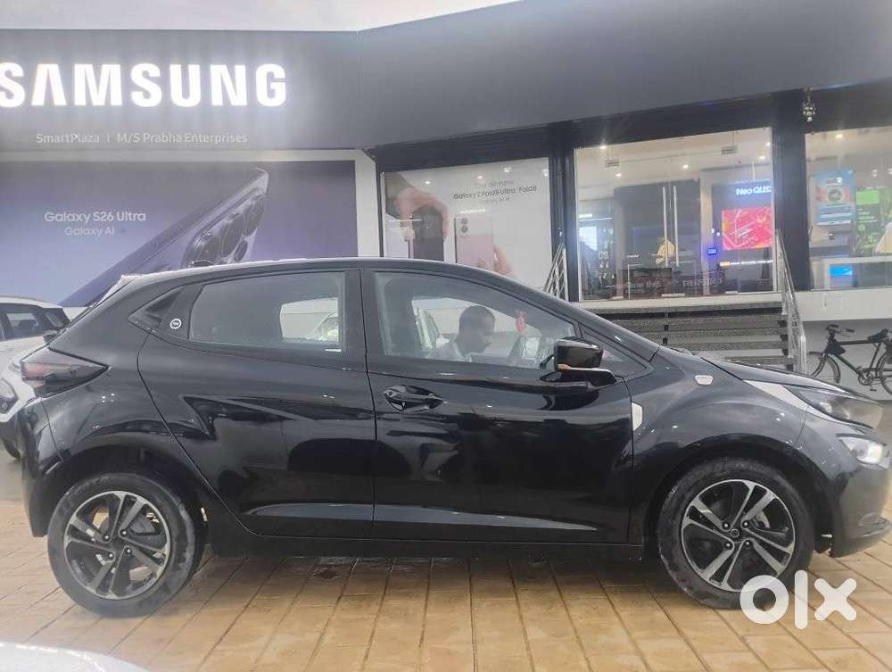 Tata Altroz Xz Plus (s) Dark Edition, 2023, Diesel