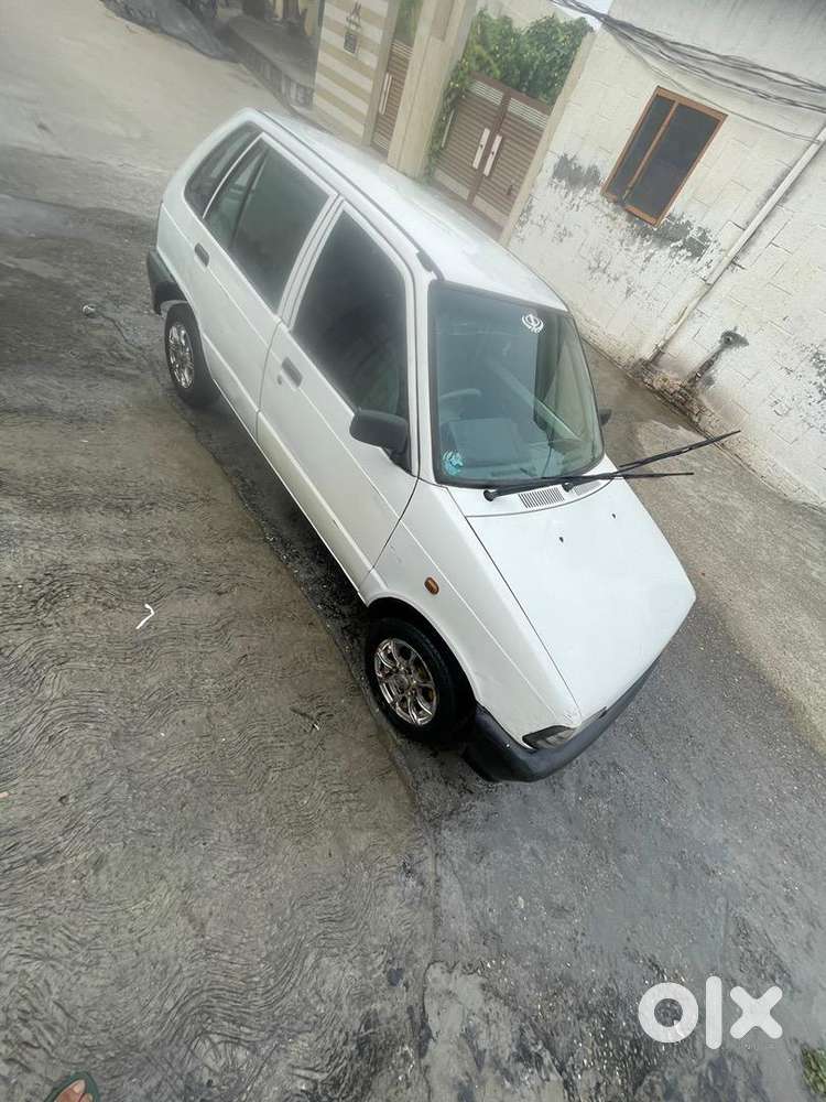 Maruti Suzuki 800 2005 Petrol Well Maintained