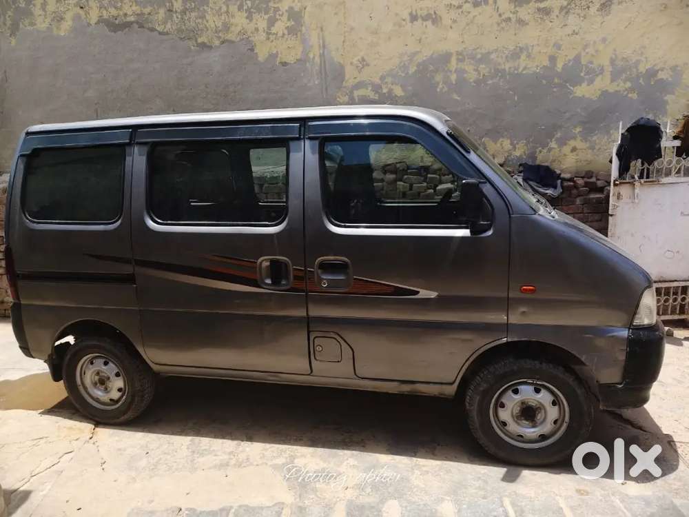 Maruti Suzuki Eeco 2017