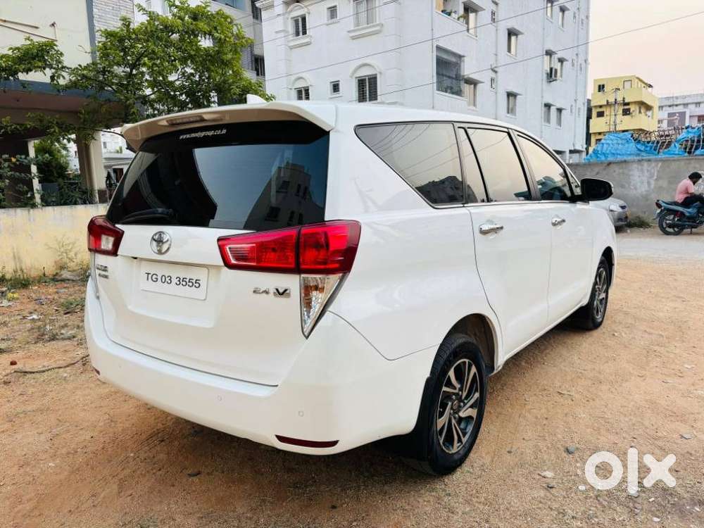 Toyota Innova Crysta 2.4 V 7 Str, 2023, Diesel