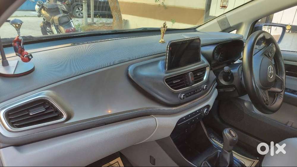 Tata Altroz Xt Petrol 2021  First Owner  25844 Km  Insurance Valid