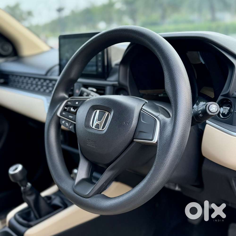 Honda Amaze 2nd Gen Vx, 2025, Petrol