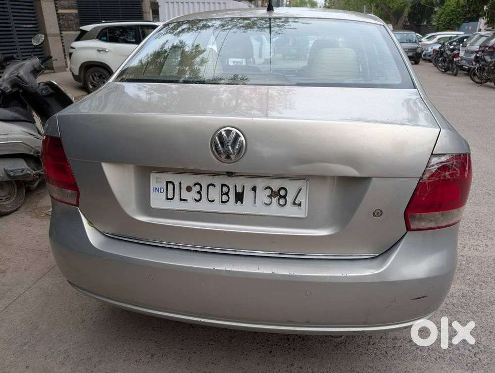 Volkswagen Vento 2010-2013 Petrol Highline, 2012, Petrol