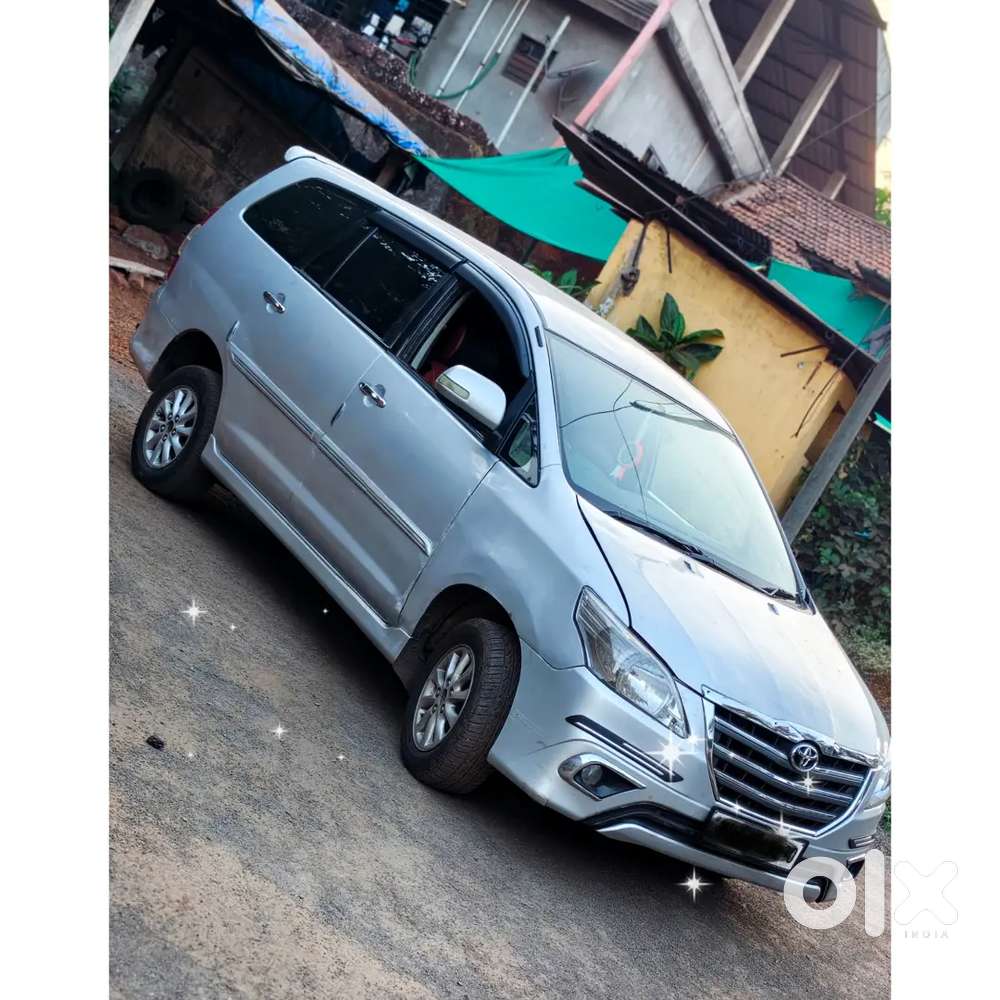 Innova 2.5v (2012)