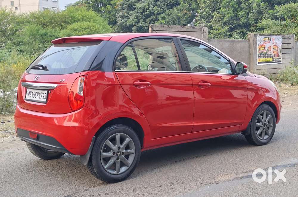 Tata Bolt Revotron Xt, 2015, Petrol