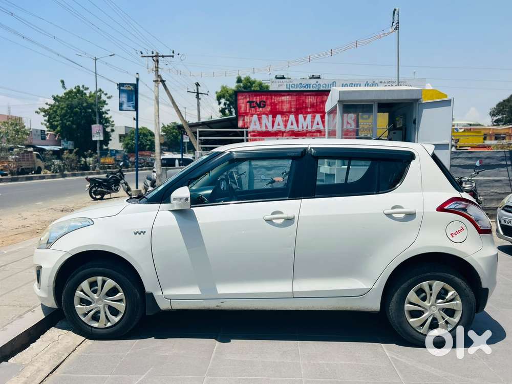 Maruti Suzuki Swift Vxi 1.2 Abs Bs-iv, 2017, Petrol