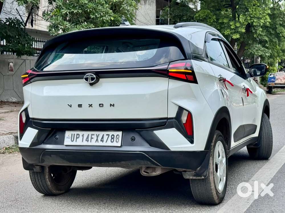 Tata Nexon Pure 1.2 S Revotron Petrol 6 Mt, 2024, Petrol