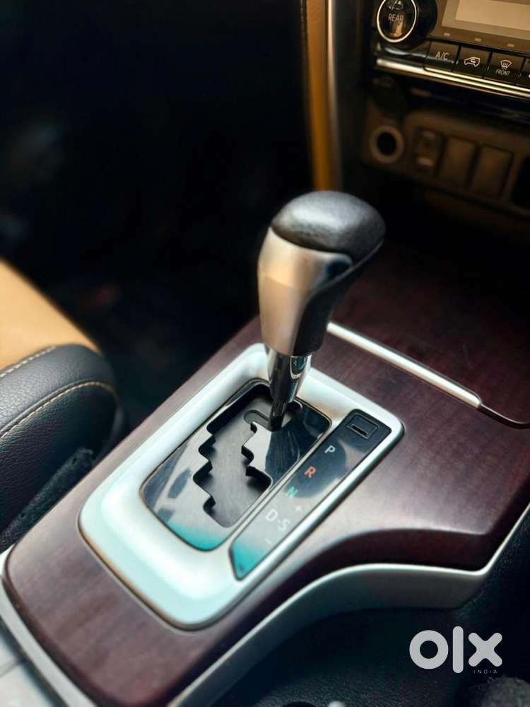 Toyota Fortuner 4x2 At 2.8 Diesel, 2019, Diesel