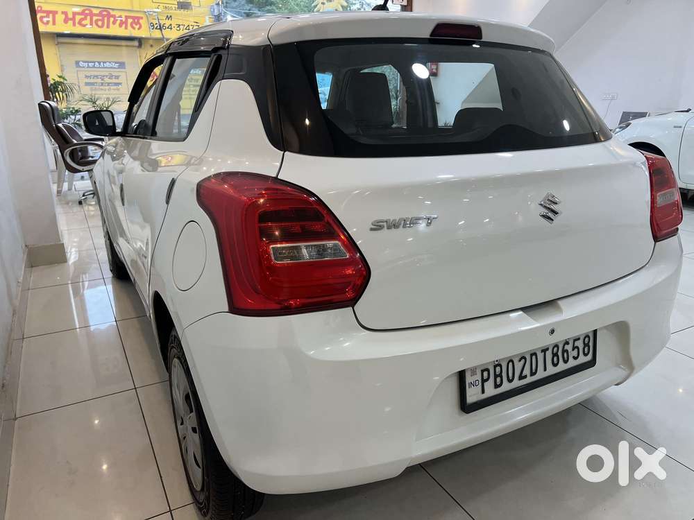 Maruti Suzuki Swift 2018 Vxi, 2019, Petrol