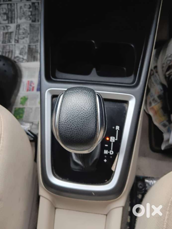 Maruti Suzuki Dzire Zxi Ags, 2022, Petrol