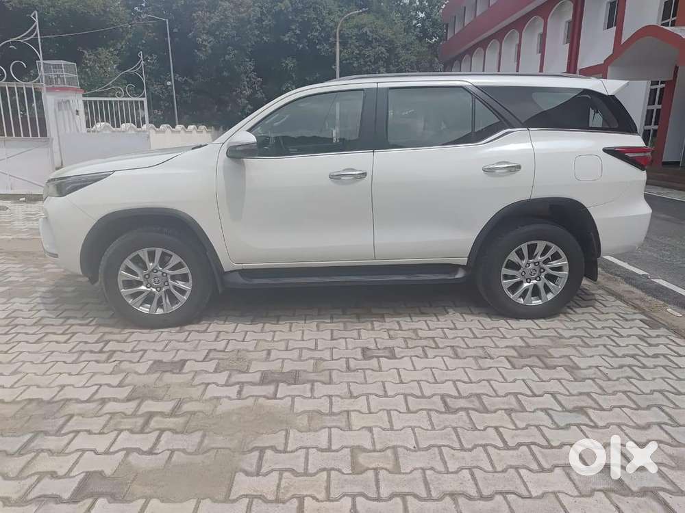 Toyota Fortuner 2024 Diesel Well Maintained